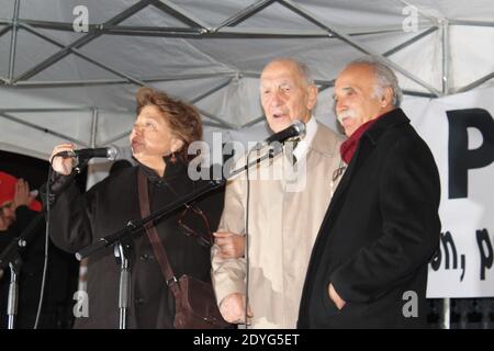 Stephane Hessel, Leila Shahid, Michel Warschawski : Manifestation à Paris Suite à l'nterdiction de la conférence avec Stéphane Hessel à l'ENS Stockfoto