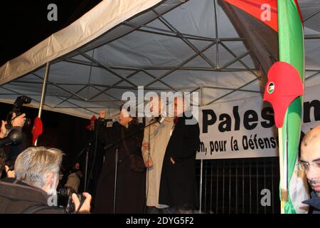 Stephane Hessel, Leila Shahid, Michel Warschawski : Manifestation à Paris Suite à l'nterdiction de la conférence avec Stéphane Hessel à l'ENS Stockfoto