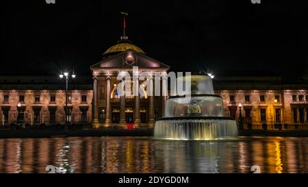 Wiesbaden Kurpark mit Casino Stockfoto