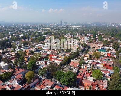 Historisches Zentrum der Villa Coyoacan Luftaufnahme in Mexiko-Stadt CDMX, Mexiko. Stockfoto