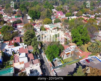 Historisches Zentrum der Villa Coyoacan Luftaufnahme in Mexiko-Stadt CDMX, Mexiko. Stockfoto