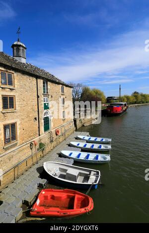 The Customs House, River Nene Embankment Gardens, Peterborough City, Cambridgeshire, England, Großbritannien Stockfoto