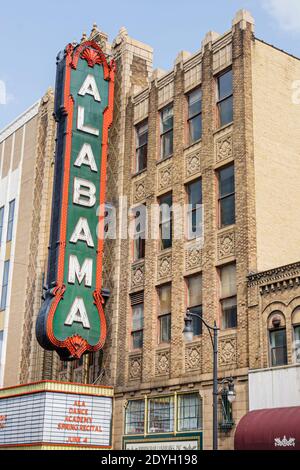 Birmingham Alabama, Third Street North, das Alabama Theatre Theater, baute 1927 ein Festzelt vor der Außenfassade Stockfoto