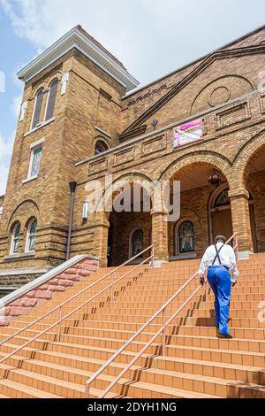 Birmingham Alabama, 16th Street Baptist Church, Black History Segregation Civil Rights Movement, 1963 Bombenangriffe vor dem Eingang draußen, Treppen Stockfoto