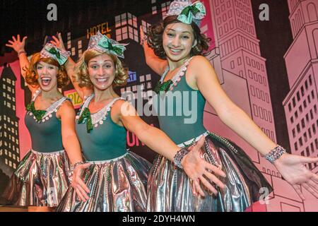 Alabama Guntersville das ganze Backstage Theater Theater, 42nd Street spielen Generalprobe Gemeinschaft Schauspieler Schauspielerinnen Sänger singen, Darsteller auftreten Stockfoto