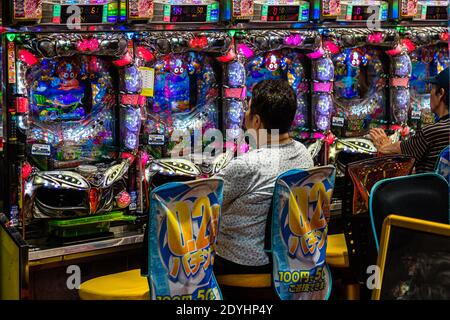 Pachinko Arcade Spiel in Ito, Japan Stockfoto