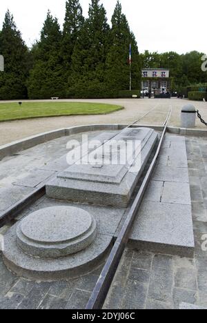 Ort, an dem der französische Kommandant (Marshall Foch) Eisenbahnwaggon während der Unterzeichnung des Ersten Weltkrieges geparkt wurde, Compiegne, Frankreich. Stockfoto