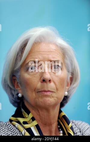 Christine Lagarde, Geschäftsführerin des Internationalen Währungsfonds, blickt auf ein Forum des World Resources Institute (WRI) am 2. April 2013 in Washington, DC, USA. Foto von Olivier Douliery/ABACAPRESS.COM Stockfoto
