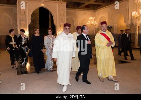 Seine Majestät König Mohammed VI von Marokko, Prinzessin Lalla Salma, Französisch Francois Hollande, Valerie Trierweiler, und Mitglieder der königlichen Familie kommen am 3. April 2013 zum Officiel Dinner im Königspalast in Casablanca, Marokko. Im Rahmen eines zweitägigen offiziellen Staatsbesuches im Königreich Marokko. Foto von Christophe Guibbaud/ABACAPRESS.COM Stockfoto