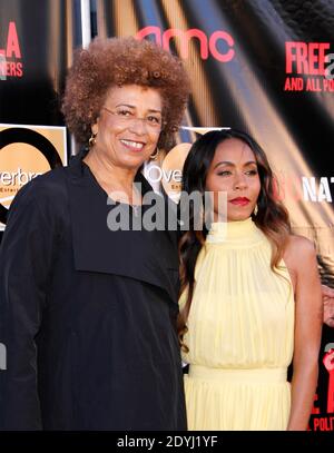 Jada Pinkett-Smith und Angela Davis nehmen am 03. April 2013 an der Vorführung "Free Angela and All Political Prisoners" im Schomburg Center in New York City, NY, USA, Teil. Foto von Donna ward/ABACAPRESS.COM Stockfoto