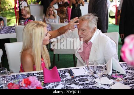 Crystal Harris, Hugh Hefner, Playboy's 2013 Playmate of the Year Lunch im Playboy Mansion in Holmby Hills, Los Angeles, CA, USA, 9. Mai 2013 (im Bild: Crystal Harris, Hugh Hefner). Foto von Baxter/ABACAPRESS.COM Stockfoto