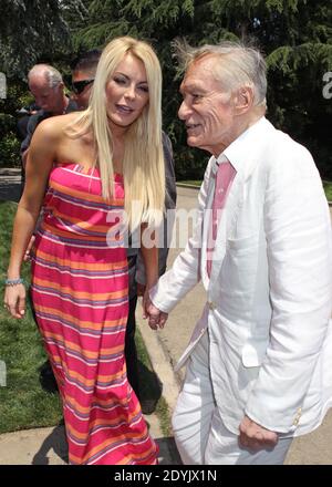 Crystal Harris, Hugh Hefner, Playboy's 2013 Playmate of the Year Lunch im Playboy Mansion in Holmby Hills, Los Angeles, CA, USA, 9. Mai 2013 (im Bild: Crystal Harris, Hugh Hefner). Foto von Baxter/ABACAPRESS.COM Stockfoto