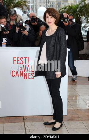 Gina McKee posiert bei Jimmy P. Psychotherapy of A Plains Indian Photocall, die am 17. Mai 2013 im Palais des Festivals im Rahmen der Filmfestspiele von Cannes in Cannes, Frankreich, stattfand. Foto von Aurore Marechal/ABACAPRESS.COM Stockfoto