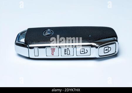 Kia Forte GT SmartKey Funkfernbedienung mit schlüssellosem Türöffnungssystem. Stockfoto