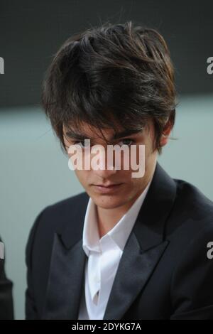 Alain-Fabien Delon, der am 21. Mai 2013 auf dem Canal + TV Le Grand Journal während der 66. Filmfestspiele von Cannes in Cannes, Frankreich, auftrat. Foto von Alban Wyters/ABACAPRESS.COM Stockfoto