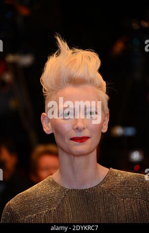 Tilda Swinton kommt zu der Vorführung "Only Lovers Left Alive", die am 25. Mai 2013 im Palais des Festivals in Cannes, Frankreich, im Rahmen der 66. Filmfestspiele von Cannes stattfand. Foto von Nicolas Briquet/ABACAPRESS.COM Stockfoto