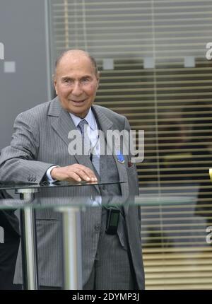 Der CEO der Dassault Group Serge Dassault am Flughafen Le Bourget in der Nähe von Paris, am 21. Juni 2013 während der 50. Internationalen Paris Air Show. Foto von Mousse/ABACAPRESS.COM Stockfoto