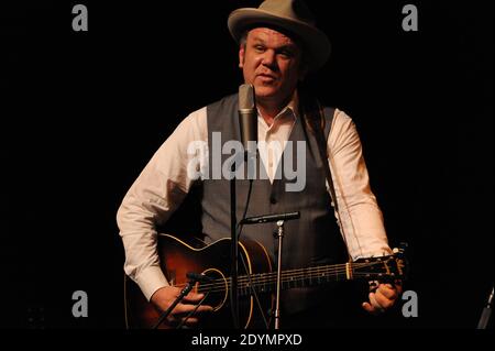 Der Musiker und Schauspieler John C. Reilly spielt am 22. Juni 2013 eine Soldout-Show an der Old Town School of Folk Music in Chicago, Illinois, USA. Seine Band mit dem Titel 'John C. Reilly and Friends' zeigt Tom Brosseau und Becky stark. Foto von Cindy Barrymore/ABACAPRESS.COM Stockfoto