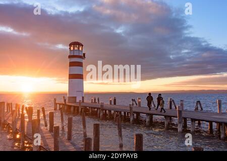 Podersdorf am See: Leuchtturm am Neusiedler See Der Neusiedler See (Neusiedler See), Burgenland, Österreich Stockfoto