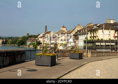 Rheinfelden, Deutschland, Schweiz, 1. Juli 2019 - Blick von Rheinfelden, einer schweizerischen und deutschen Stadt Stockfoto