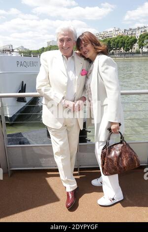 Jean-Loup Dabadie und seine Frau Veronique nehmen am Brunch Blanc Teil, der von der Groupe Barriere für Sodexho auf einer Kreuzfahrt in Paris, Frankreich, am 26. Juni 2013 veranstaltet wird. Foto von Jerome Domine/ABACAPRESS.COM Stockfoto