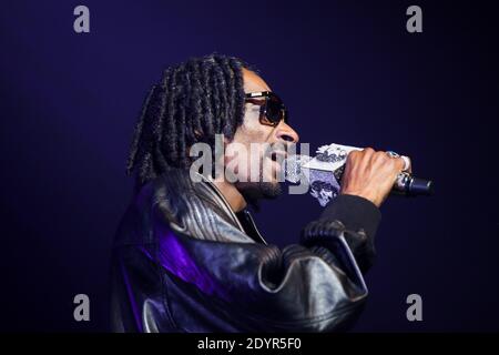Snoop Dogg aka Snoop Lion tritt am 4. Juli 2013 live im Zenith, Paris, Frankreich, auf. Foto von Audrey Poree/ABACAPRESS.COM Stockfoto