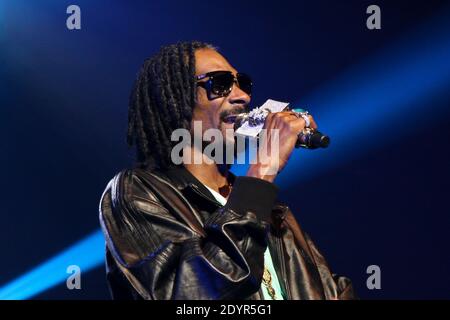 Snoop Dogg aka Snoop Lion tritt am 4. Juli 2013 live im Zenith, Paris, Frankreich, auf. Foto von Audrey Poree/ABACAPRESS.COM Stockfoto