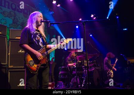 Dinosaur JR tritt am 05. Juli 2013 beim Montreux Jazz Festival in der Schweiz auf. Foto von Loona/ABACAPRESS.COM Stockfoto