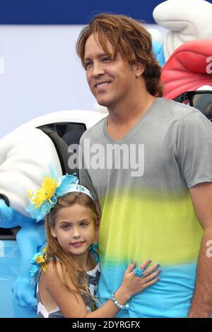 Dannielynn Marshall, Larry Birkhead, Columbia Bilder Premiere für die Schlümpfe 2 im Regency Village Theater in Los Angeles, CA, USA, 28. Juli 2013. (Im Bild: Dannielynn Marshall, Larry Birkhead). Foto von Baxter/ABACAPRESS.COM Stockfoto