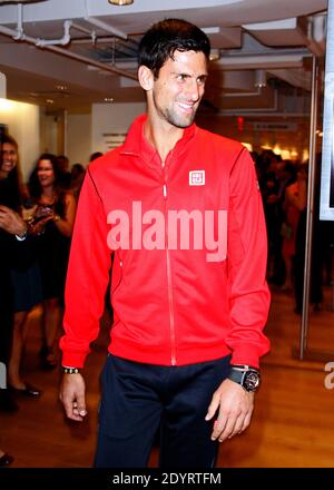 Novak Djokovic erscheint am 19. August 2013 im Flagship Store der UNIQLO 5th Avenue in New York City, NY, USA. Foto von Donna ward/ABACAPRESS.COM Stockfoto