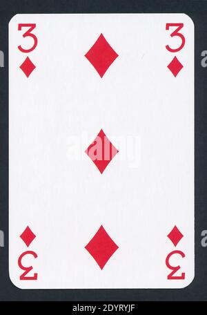 Spielkarten von Diamanten Anzug isoliert auf schwarzem Hintergrund - hohe Qualität XXL. Stockfoto