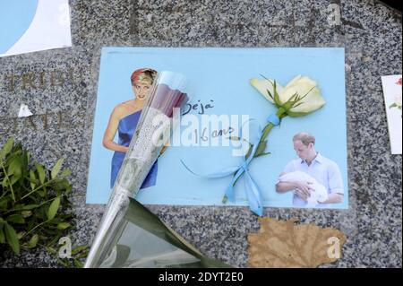 Blick auf die Freiheitsflamme, die zu einem inoffiziellen Denkmal für Prinzessin Diana geworden ist, ist vor dem 16. Todestag in der Nähe des Unfallortes im Tunnel Pont de l'Alma in Paris am 29. August 2013 zu sehen. Foto von Mousse/ABACAPRESS.COM Stockfoto