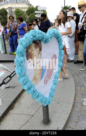 Blick auf die Freiheitsflamme, die zu einem inoffiziellen Denkmal für Prinzessin Diana geworden ist, ist vor dem 16. Todestag in der Nähe des Unfallortes im Tunnel Pont de l'Alma in Paris am 29. August 2013 zu sehen. Foto von Mousse/ABACAPRESS.COM Stockfoto