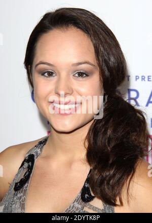 Hayley Orrantia, der für Macy's Passport eintrifft, präsentiert Glamourama 2013 "Fashion in A New Light", die am 12. September 2013 im Orpheum Theatre in Los Angeles, CA, USA, abgehalten wird. Foto von Lisa Fierro/ABACAPRESS.COM Stockfoto