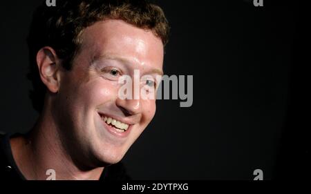 Facebook-CEO Mark Zuckerberg spricht auf dem Newseum in Washington, DC, USA, 18. September 2013. Zuckerberg diskutierte das Internet und die Einwanderung. Foto von Olivier Douliery/ABACAPRESS.COM Stockfoto