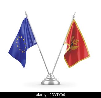 Montenegro und Europäische Union Tischflaggen isoliert auf weißem 3D Rendering Stockfoto