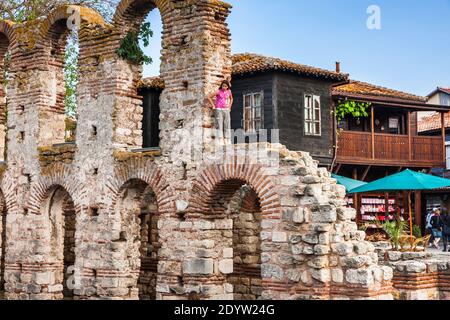 Kirche der Heiligen Sophia, Ruinen der alten Kirche, Altstadt von Nessebar, Nessebar, Nessebar, Burgas Provinz, Bulgarien, Südosteuropa, Europa Stockfoto