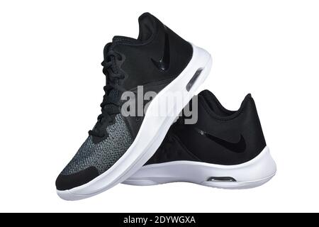 Samut Sakhon Thailand March7, 2019 : Produkt Shoot von Nike Herren Sport Laufschuh auf weißem Hintergrund, Nike Laufschuhe Stockfoto