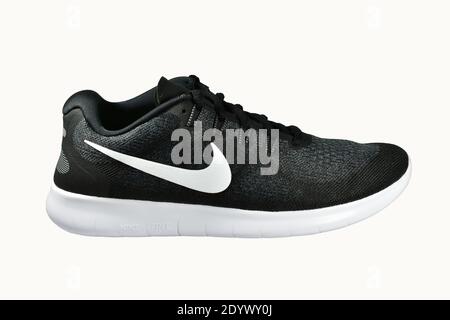 Samut Sakhon Thailand August 13, 2018: Produkt Schießen von Nike Herren sport Laufschuh auf weißem Hintergrund, Nike Laufschuhe Stockfoto