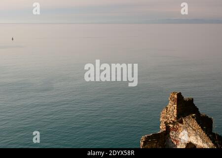 Die Ruinen der Kirche Sant'Anna. Sestri Levante. Ligurien. Italien Stockfoto