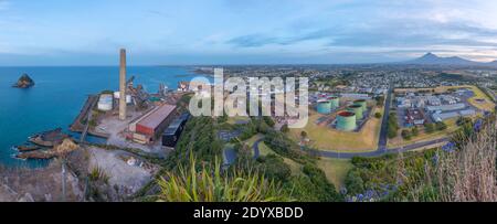 Industrieanlagen in New Plymouth, Neuseeland Stockfoto