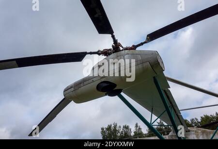 18. Juli 2018, Region Moskau, Russland. Hubschrauber Mil V-12 im Zentralen Museum der russischen Luftwaffe in Monino. Stockfoto