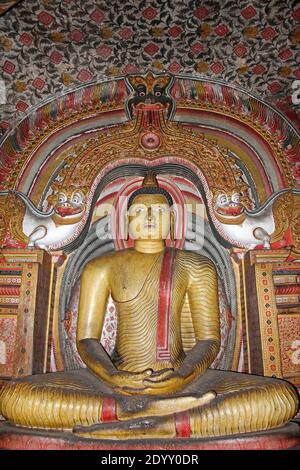 Buddhas Statue In Lotus Position Dambulla Cave Temple, Sri Lanka Stockfoto