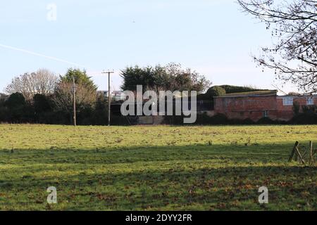 Ländliche Landschaften, aufgenommen auf einem lokalen Bauernhof neben einem öffentlichen Fußweg Winter 2020 Stockfoto