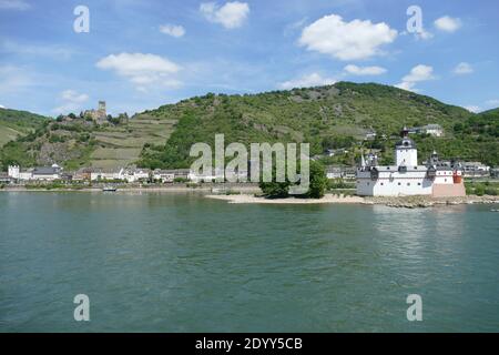 Schloss Pfalzgrafenstein an der Rheinschlucht auf der Insel Falkenau bei Kaub in Rheinland-Pfalz Stockfoto