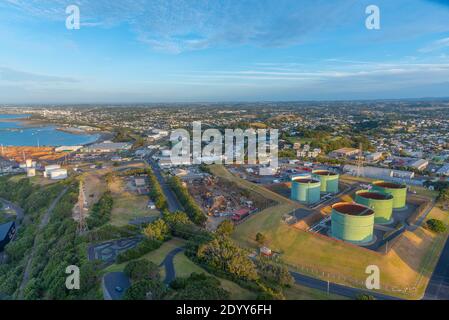 Industrieanlagen in New Plymouth, Neuseeland Stockfoto