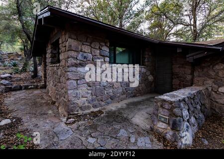 Besucherzentrum für Chiricahua National Monument, ein Anbau, der später als der ursprüngliche Abschnitt des Civilican Conservation Corps, Arizona, gebaut wurde, Stockfoto