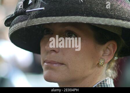 Prinzessin Zahra Aga Khan nimmt am 6. Oktober 2013 am Qatar Prix de l'Arc de Triomphe auf der Rennbahn Longchamp in Paris Teil. Foto von Ammar Abd Rabbo/ABACAPRESS.COM Stockfoto