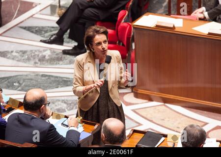 Die französische Ministerin für Soziales und Gesundheit, Marisol Touraine, wurde während der Fragestunde (QAG) auf der Nationalversammlung am 08. Oktober 2013 in Paris, Frankreich, abgebildet. Foto von Romain Boe/ABACAPRESS.COM Stockfoto