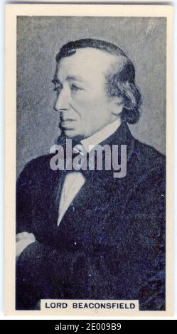 Zigarettenkartenportrait von Benjamin Disraeli, 1. Earl of Beaconsfield, KG, PC, FRS (1804 – 1881) britischer Politiker der Konservativen Partei, der zweimal als Premierminister des Vereinigten Königreichs diente. Stockfoto